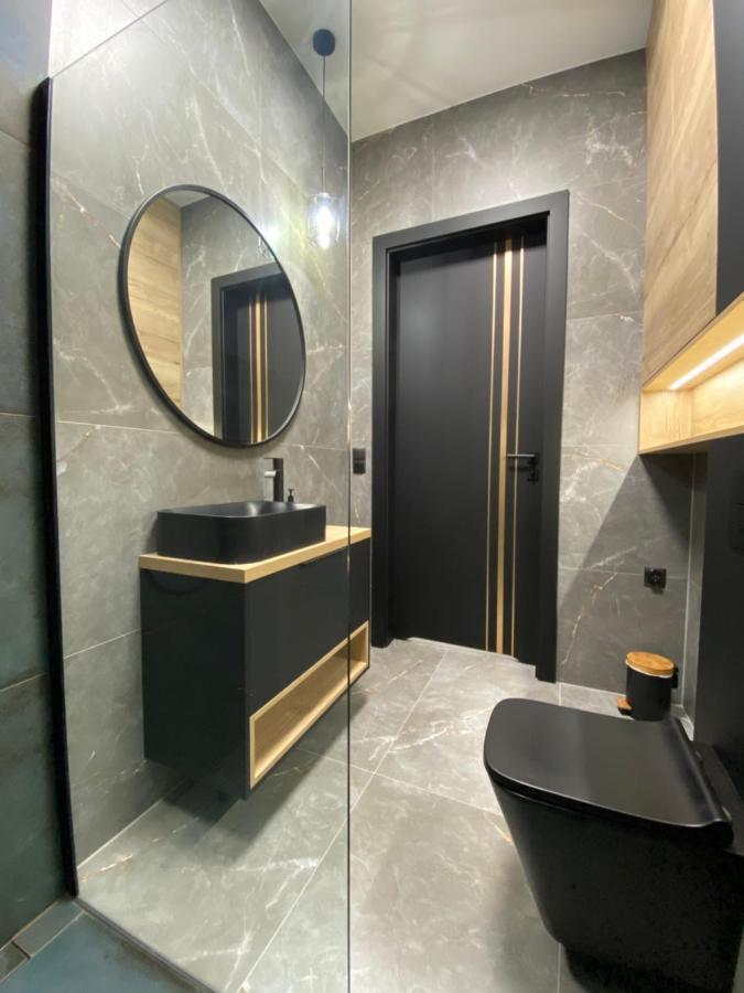 Industrial Vistula Apartment Free Parking & Gym Cracóvia Exterior foto